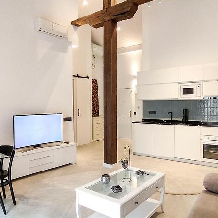 Апартаменты Acogedor Apartamento En Pleno Centro De Malaga By Sharingco Экстерьер фото