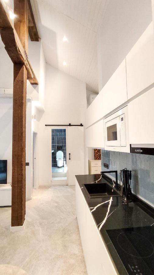 Апартаменты Acogedor Apartamento En Pleno Centro De Malaga By Sharingco Экстерьер фото
