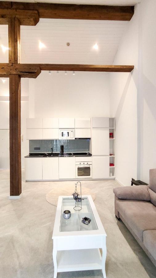 Апартаменты Acogedor Apartamento En Pleno Centro De Malaga By Sharingco Экстерьер фото